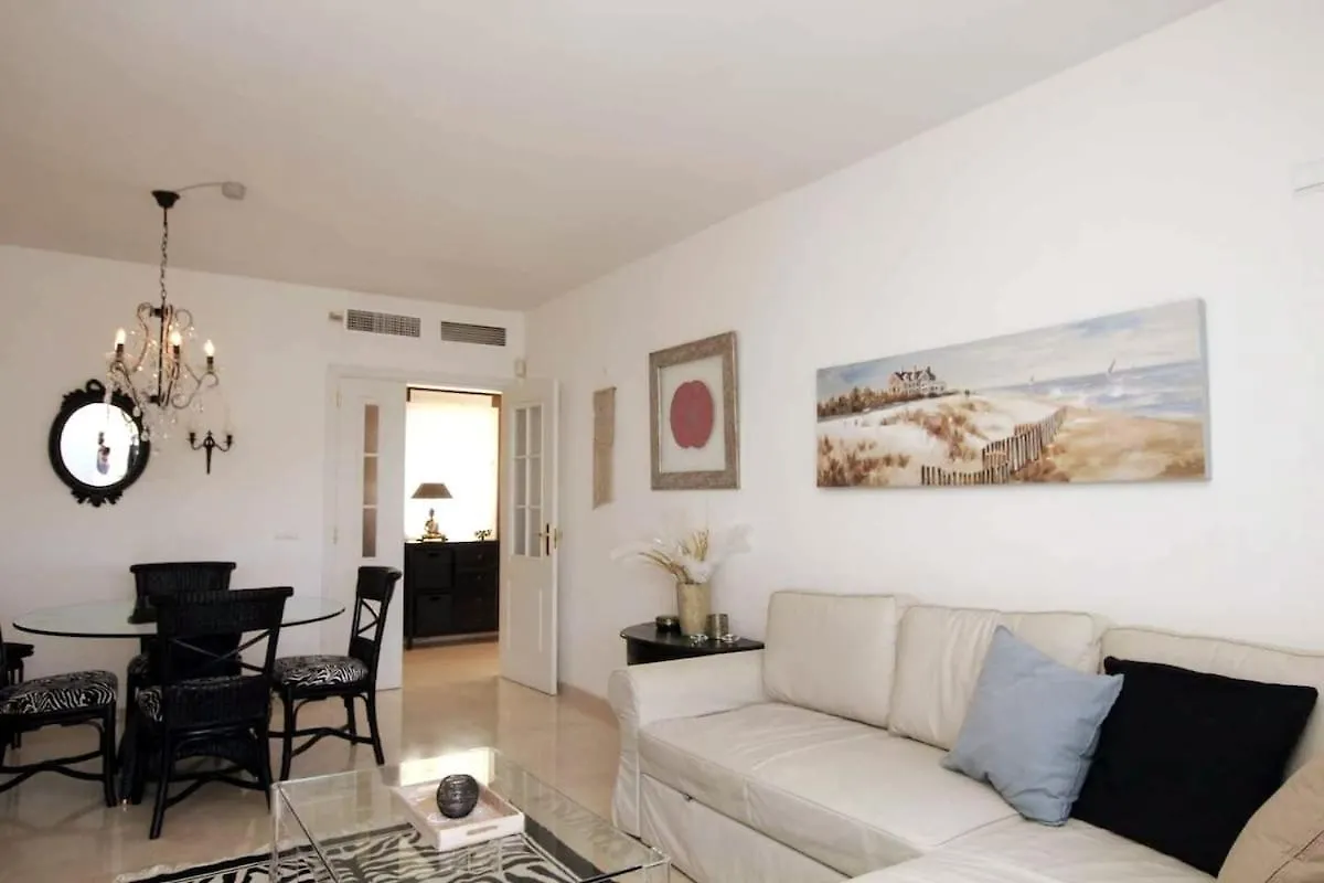Penthouse With 3 Terraces And Sea View Apartment Sitio de Calahonda